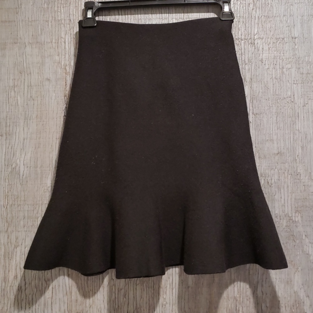 Black Zara flared skirt